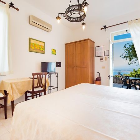 Hotel Bel Soggiorno Таормина Екстериор снимка