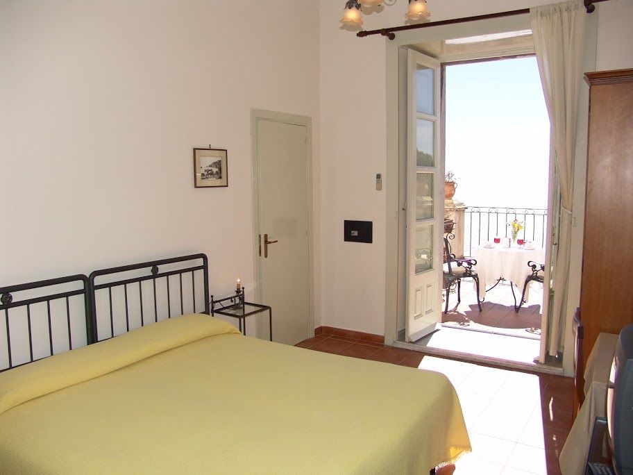 Hotel Bel Soggiorno Таормина Екстериор снимка